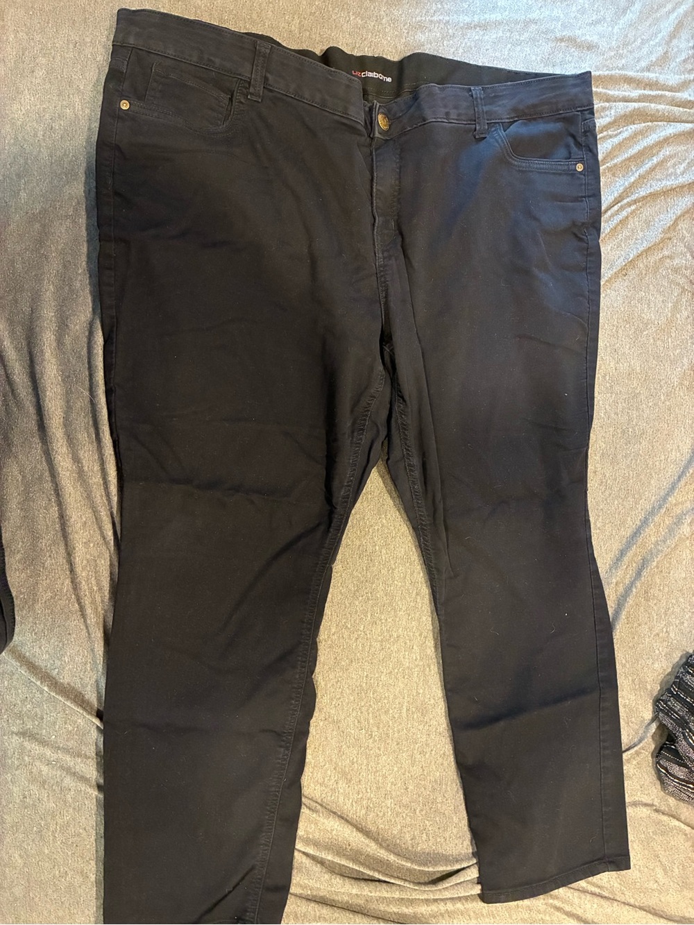 Sara Black Slim Leg Mid-Rise Pants
